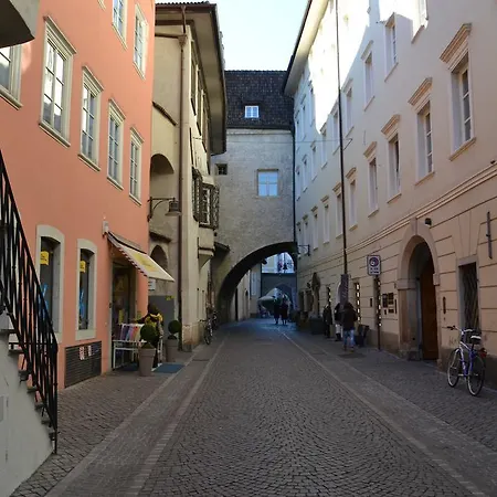 Bauzanum Streiter Apartment